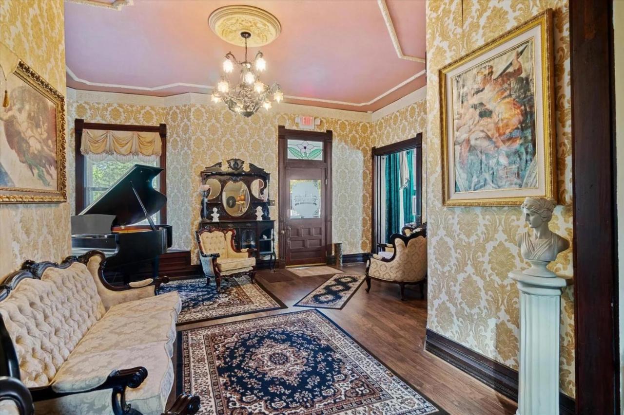 Four Winds Victorian Venue & Suites Bonham Exterior foto